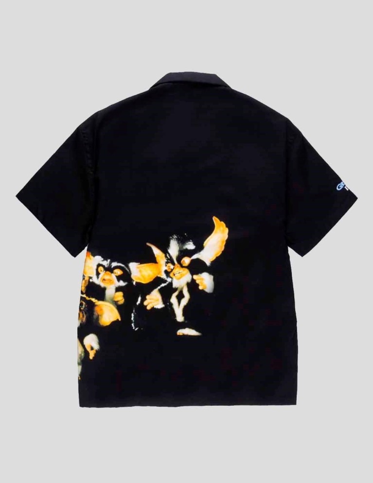Colaborações IUTER x gremlins family shirt black